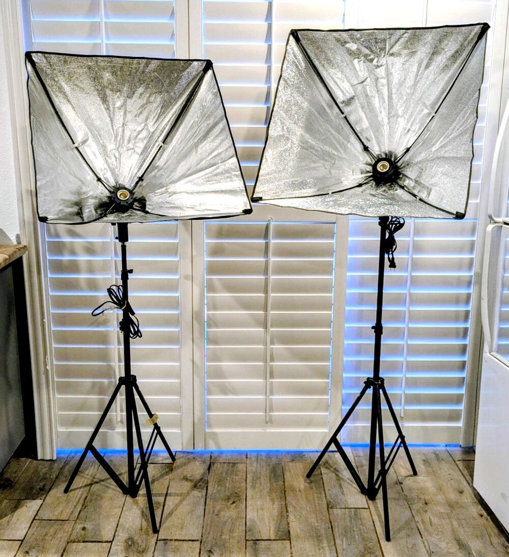 2-Pc PBL Studio Photo 120Volt Light 23" x 23" Umbrella/Softbox Case Set GUC
